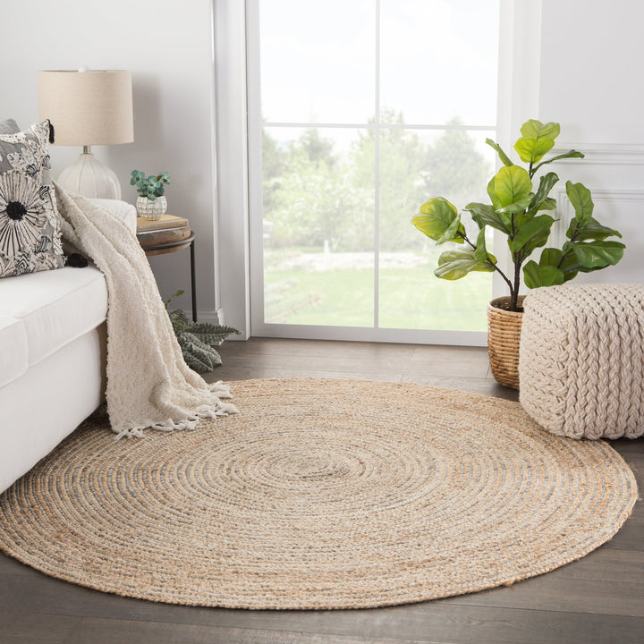 Jaipur Living Hastings Natural Solid Beige/ Gray Round Area Rug (6' RND)