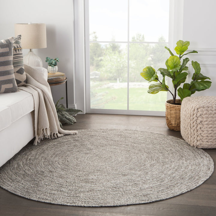 Jaipur Living Tenby Natural Solid Gray/ White Round Area Rug (10' RND)