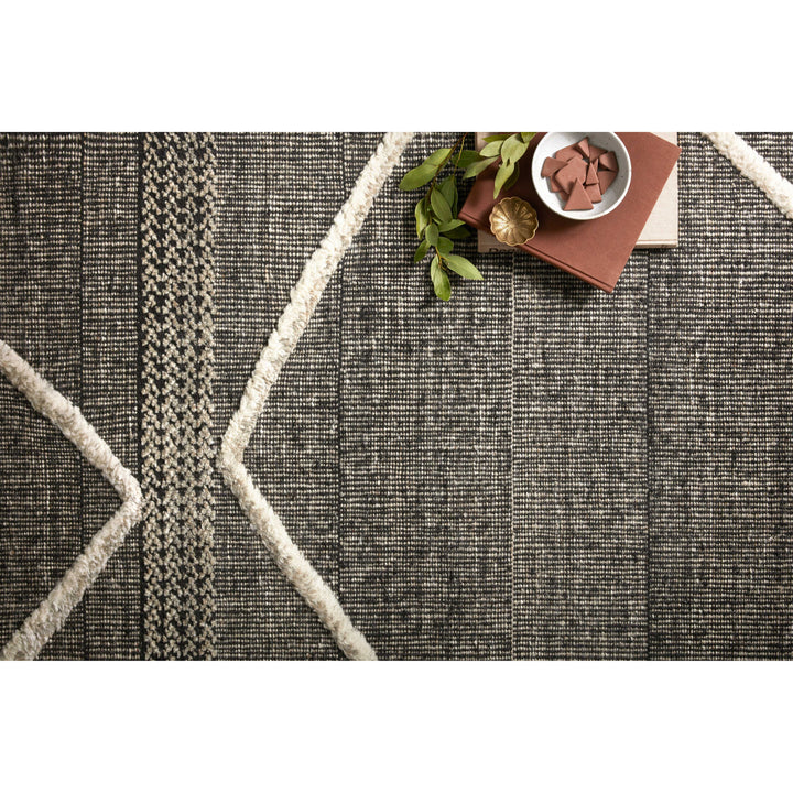 Loloi Iman Beige / Charcoal 4'-0" x 6'-0" Accent Rug