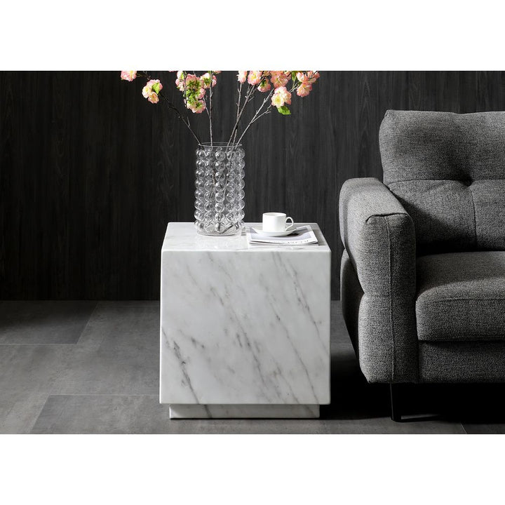 Side Tables Iris Side Table