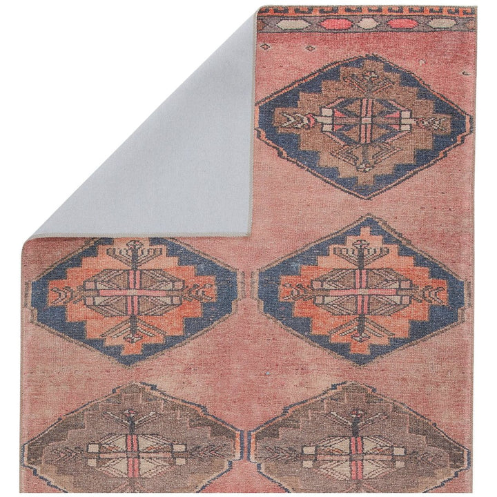 Vibe by Jaipur Living Mirta Medallion Pink/ Blue Area Rug (3'9"X6')