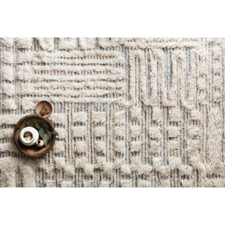 Loloi Khalid Ivory / Sky 8'-6" x 11'-6" Area Rug