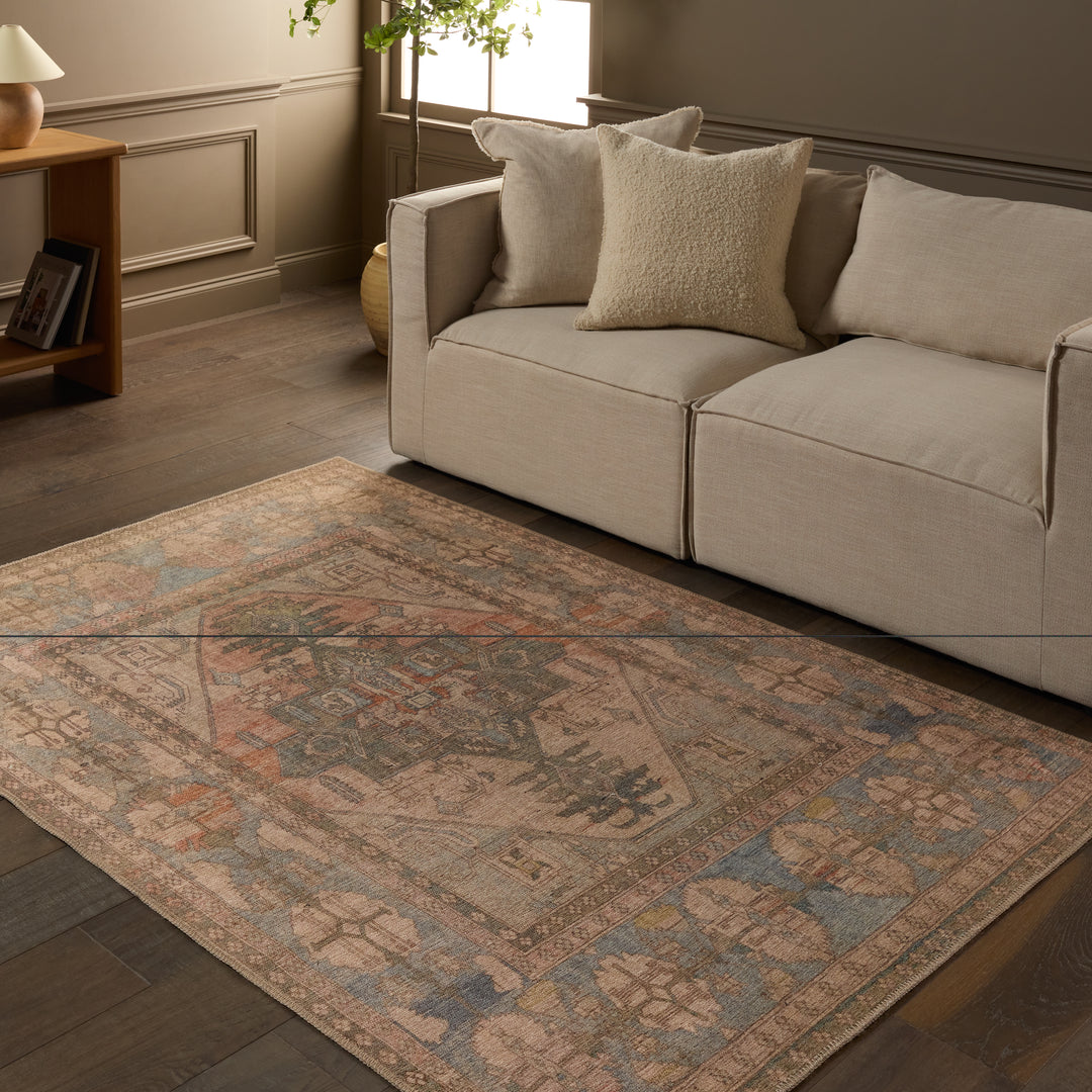 Jaipur Living Savine Powerloomed Area Rug (7'6"x9'6")