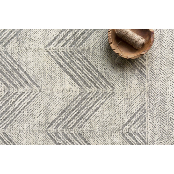 Loloi Kopa Grey / Ivory 3'-6" x 5'-6" Accent Rug