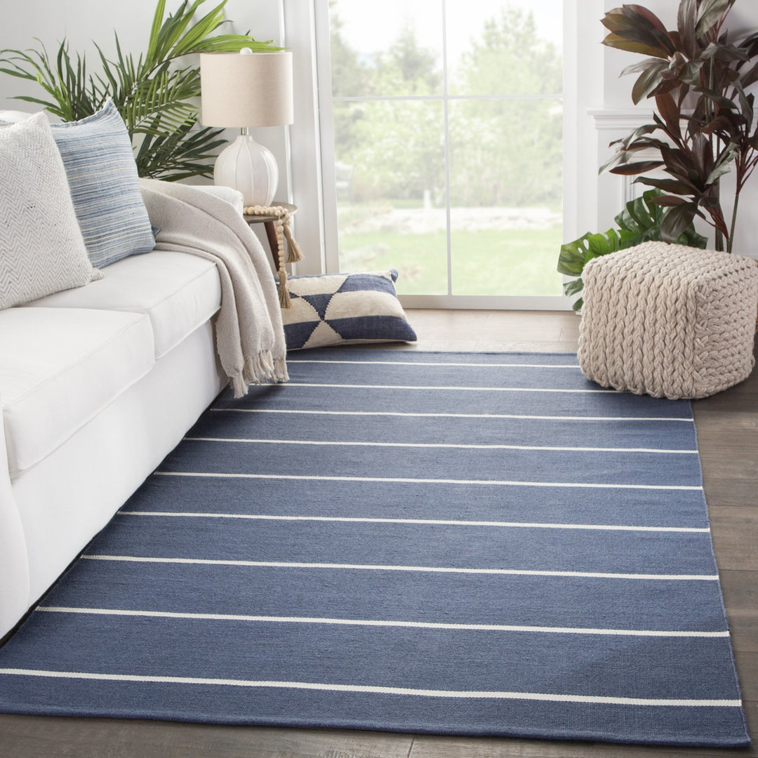 Jaipur Living Corbina Indoor/ Outdoor Striped Dark Blue/ Ivory Area Rug (8'10"X11'9")