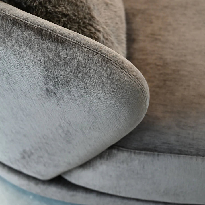 Voltaire Lounge Chair