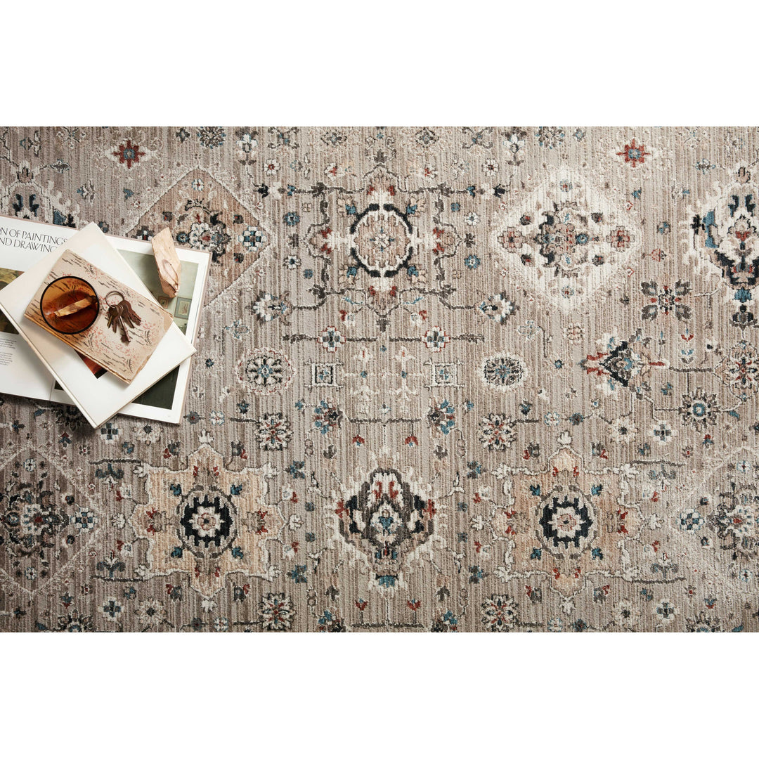 Loloi Leigh Dove / Multi 4'-0" x 5'-5" Accent Rug