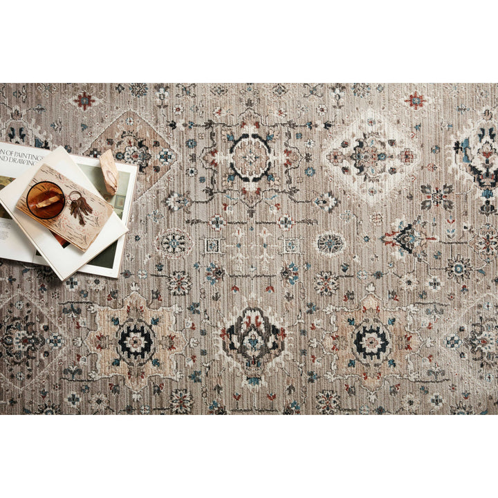 Loloi Leigh Dove / Multi 4'-0" x 5'-5" Accent Rug