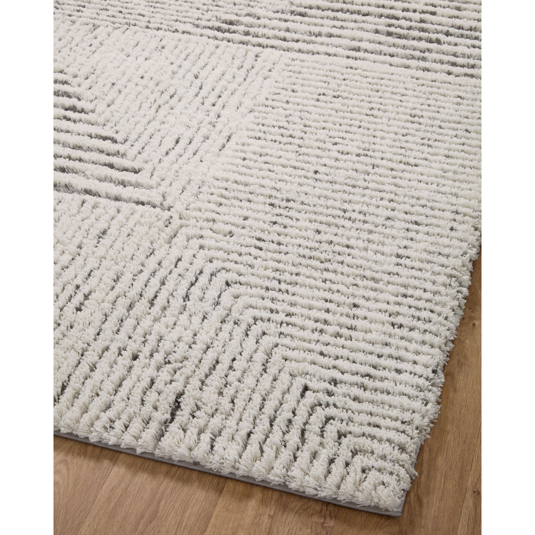 Loloi Levitt Shag Ivory / Grey 2'-7" x 12'-0" Runner Rug