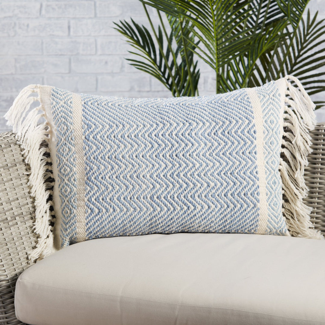 Vibe by Jaipur Living Iker Indoor/ Outdoor Chevron Light Blue/ Ivory Poly Fill Pillow (16"X24" Lumbar)