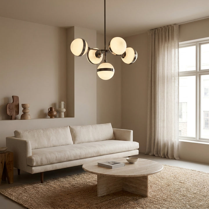 Peggy Guggen Chandelier - Apartmento