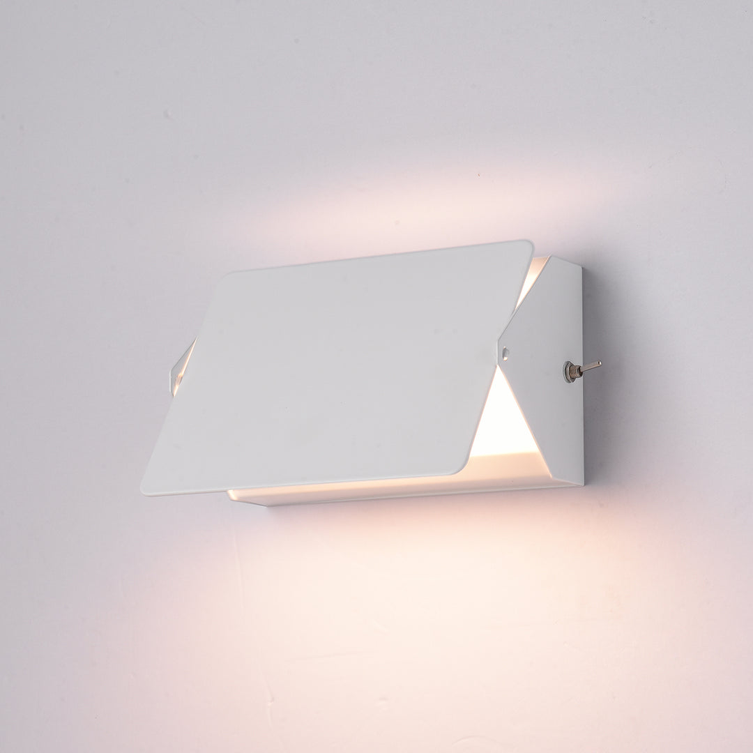 Perriand Elin Wall Sconce