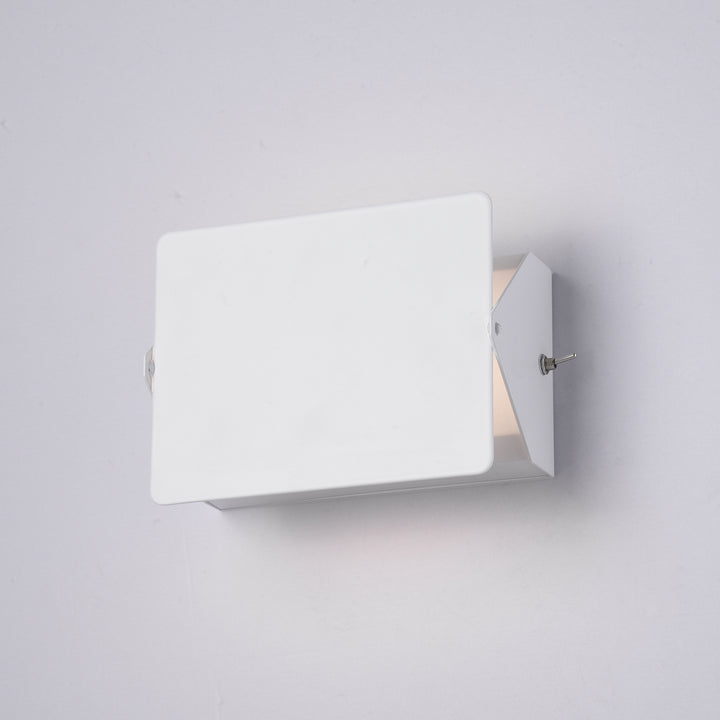 Perriand Elin Wall Sconce