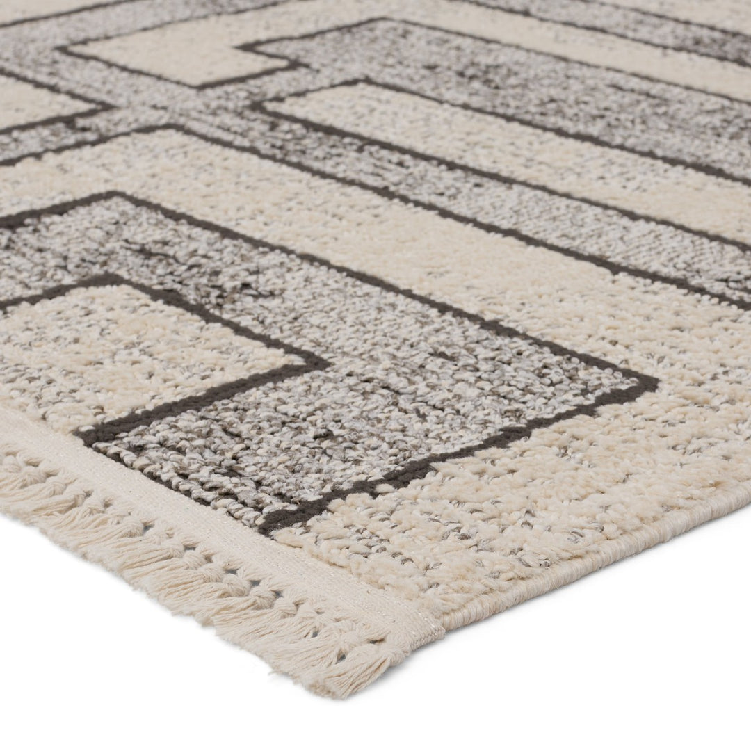 Jaipur Living Bungalow Geometric Gray/ Cream Area Rug (6'7"X9'6")