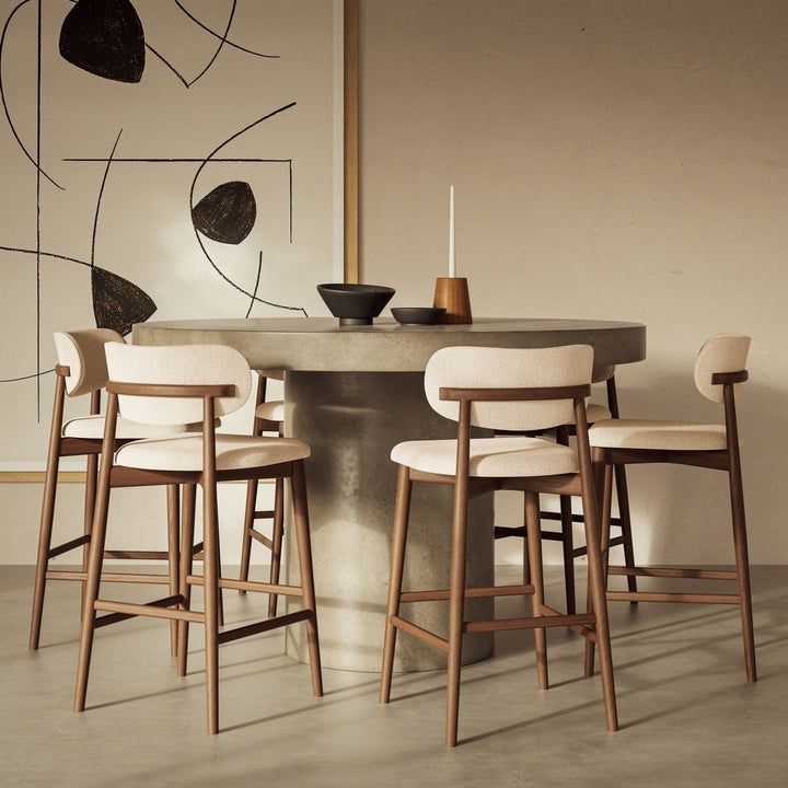Lucia Stool