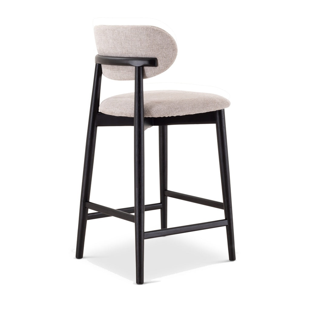 Lucia Stool