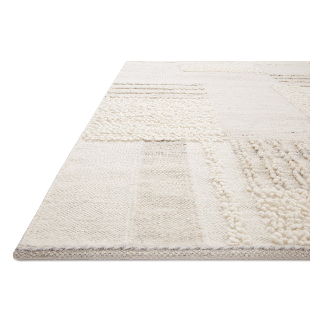 Loloi Manfred Ivory / Pebble 4'-0" x 6'-0" Accent Rug