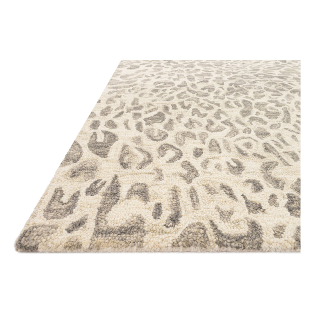 Loloi Masai Grey / Ivory 3'-6" x 5'-6" Accent Rug