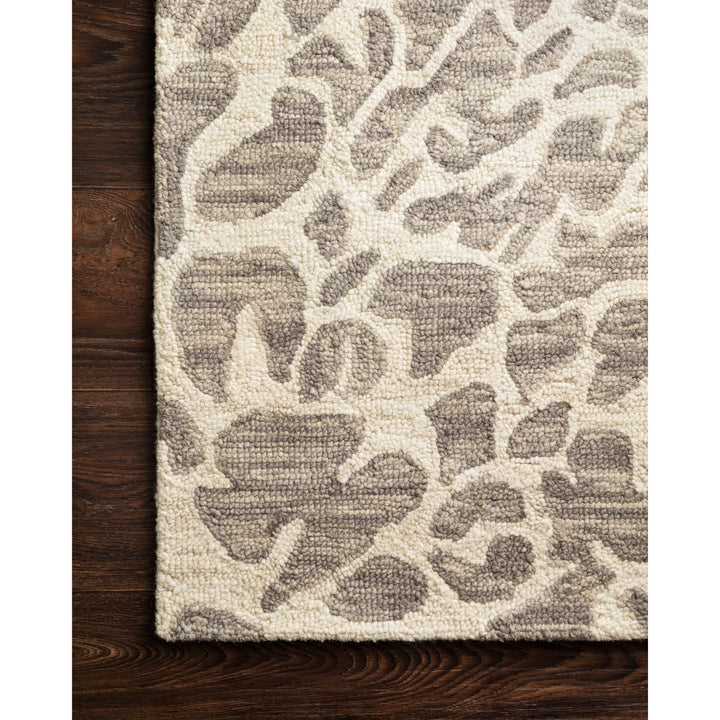 Loloi Masai Grey / Ivory 3'-6" x 5'-6" Accent Rug