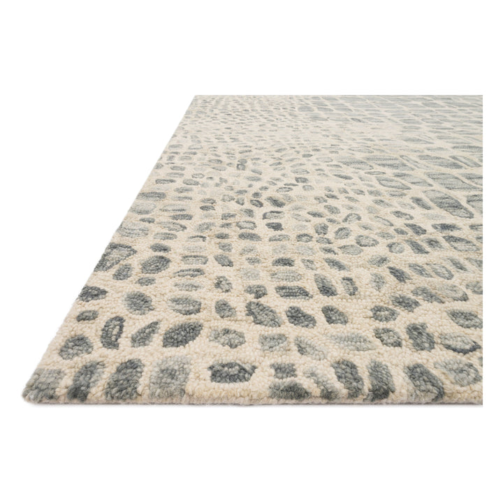 Loloi Masai Silver Grey / Ivory 3'-6" x 5'-6" Accent Rug