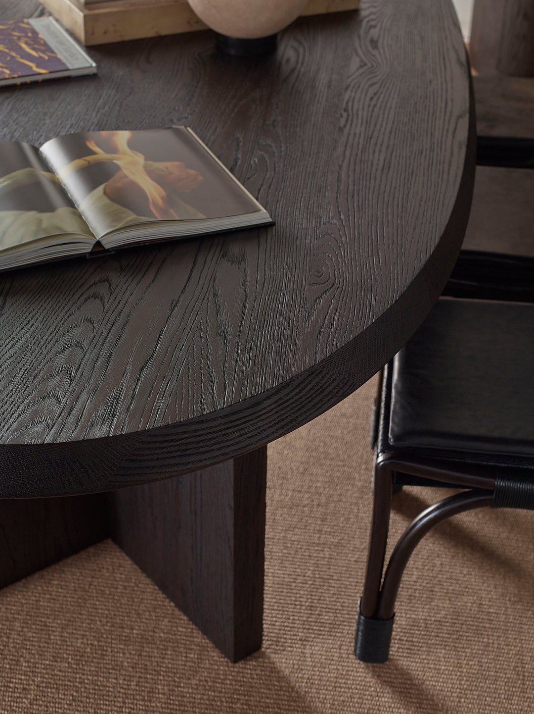 Ellipse Dining Table