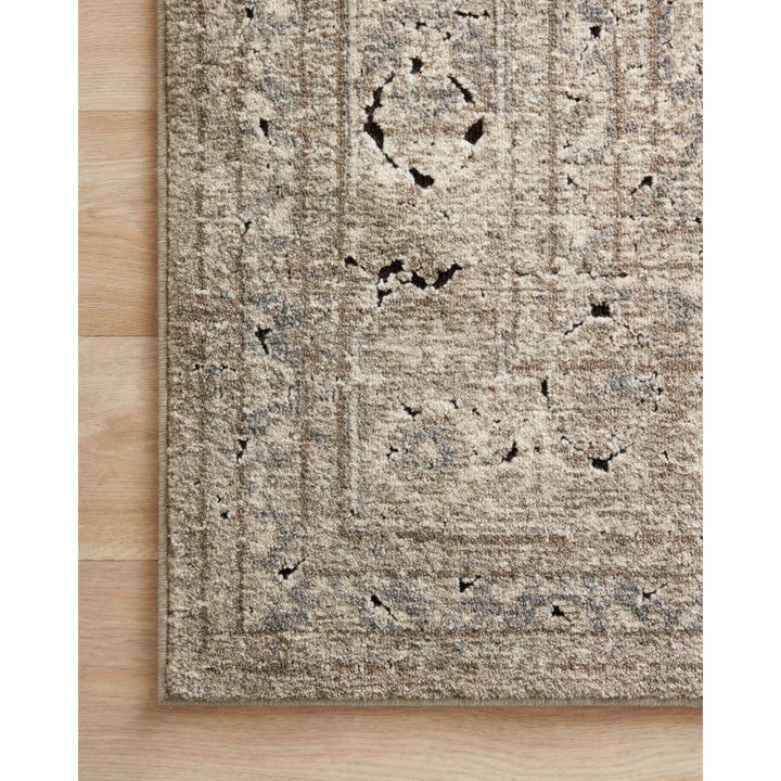 Loloi Millennium Sand / Ivory 18" x 18" Sample Rug