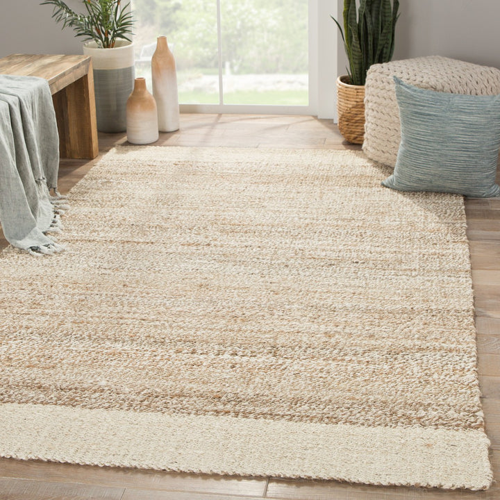 Jaipur Living Mallow Natural Bordered White/ Tan Area Rug (6'X9')