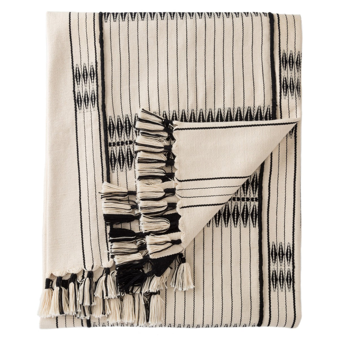 Jaipur Living Saramati Hand-Loomed Tribal Cream/ Black Throw