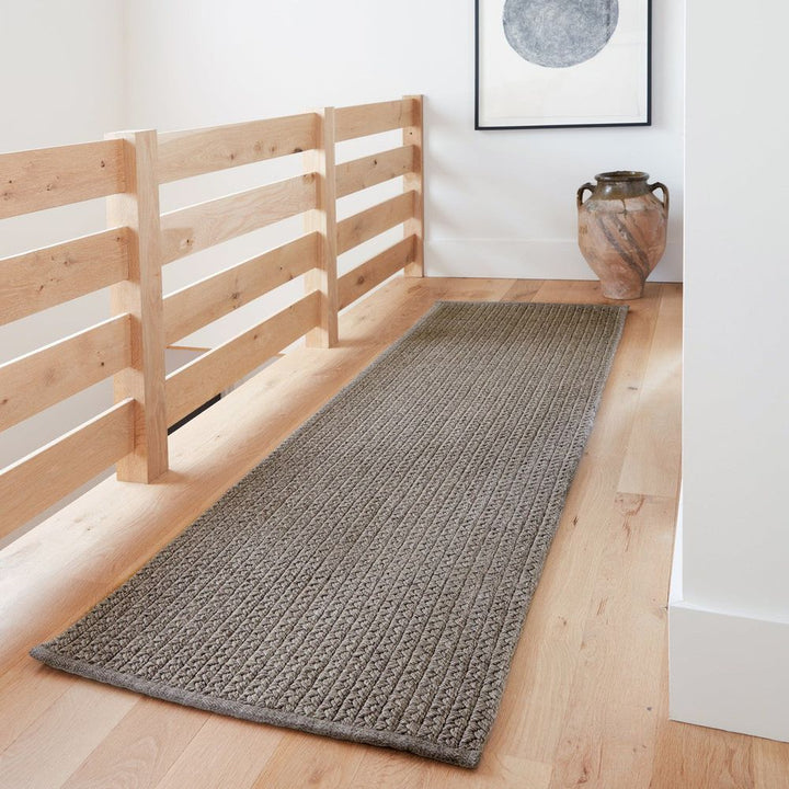 Malik Solid Gray Runner Rug (3'X12')