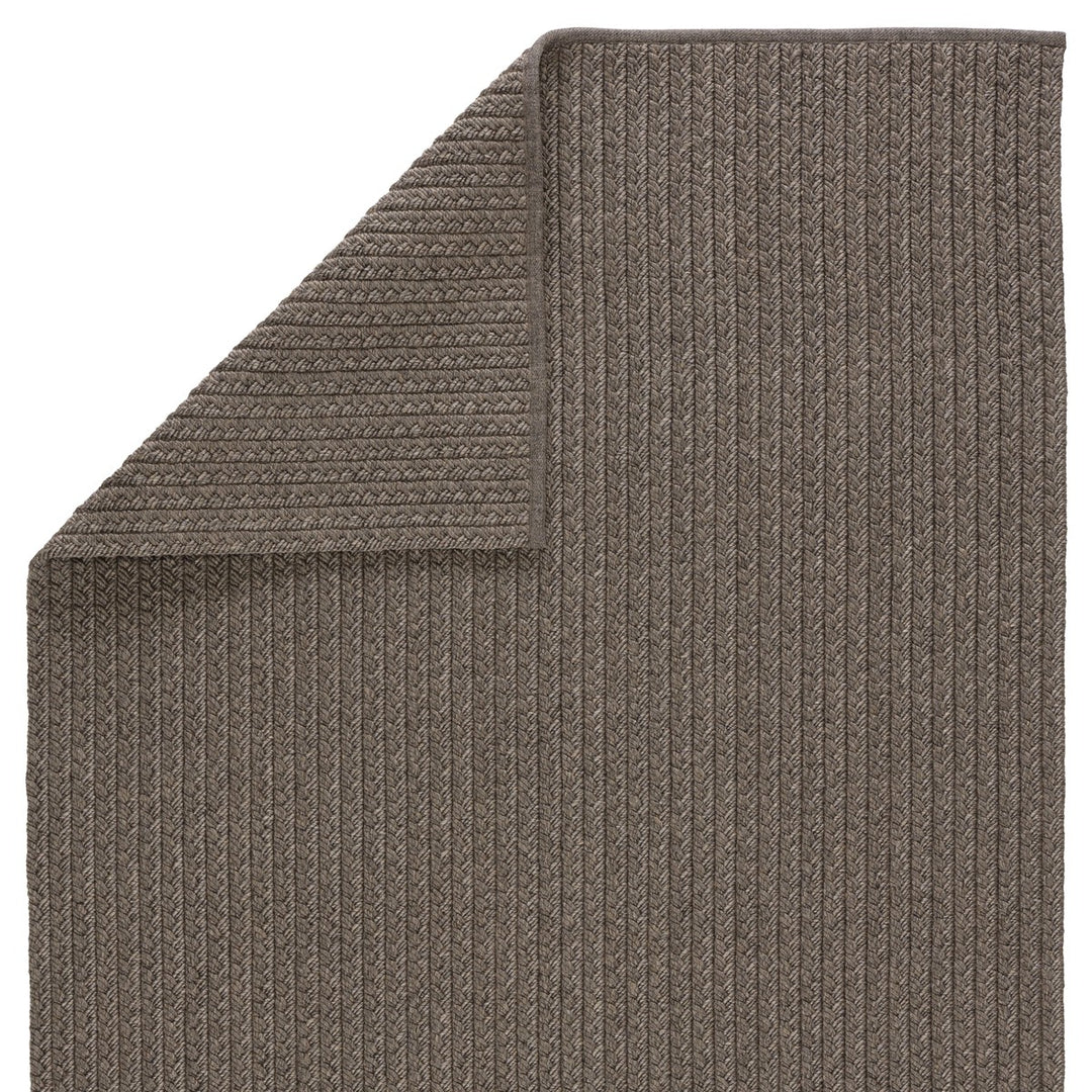 Jaipur Living Iver Indoor/ Outdoor Solid Gray/ Taupe Area Rug (8'10"X11'9")