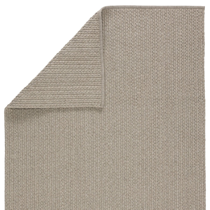 Jaipur Living Iver Indoor/ Outdoor Solid Light Gray Runner Rug (2'6"X8')