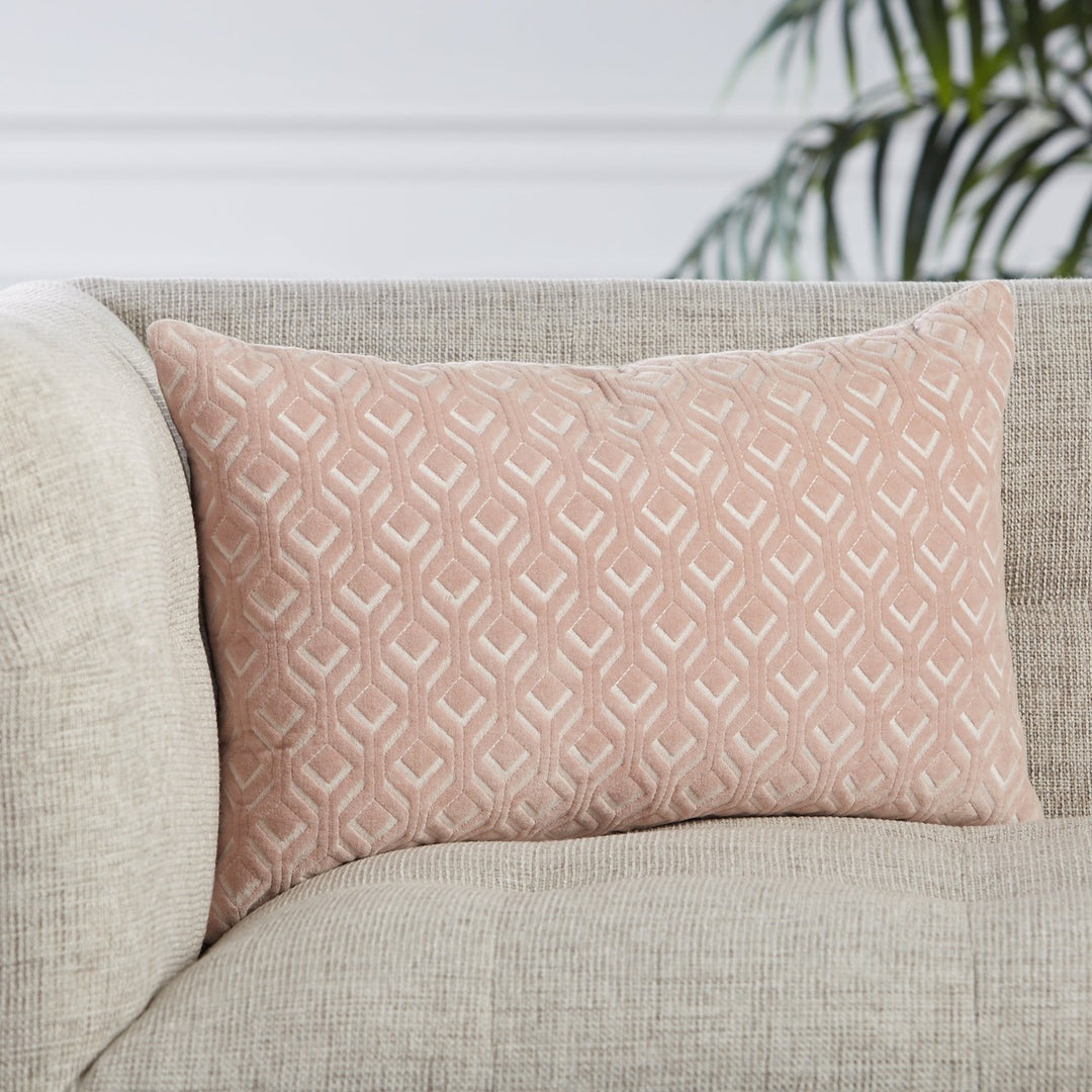 Jaipur Living Colinet Trellis Blush/ Silver Poly Fill Pillow (13"X21" Lumbar)