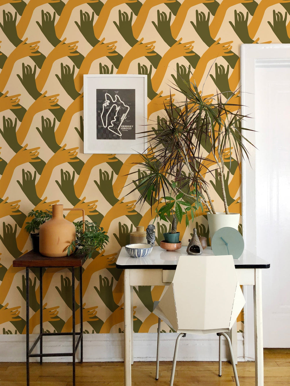 Connect Wallpaper-Mitchell Black-MITCHB-WCNP102-AM-PM-10-Wall PaperPatterns Mid Century Amber-Premium Matte Paper-2-France and Son