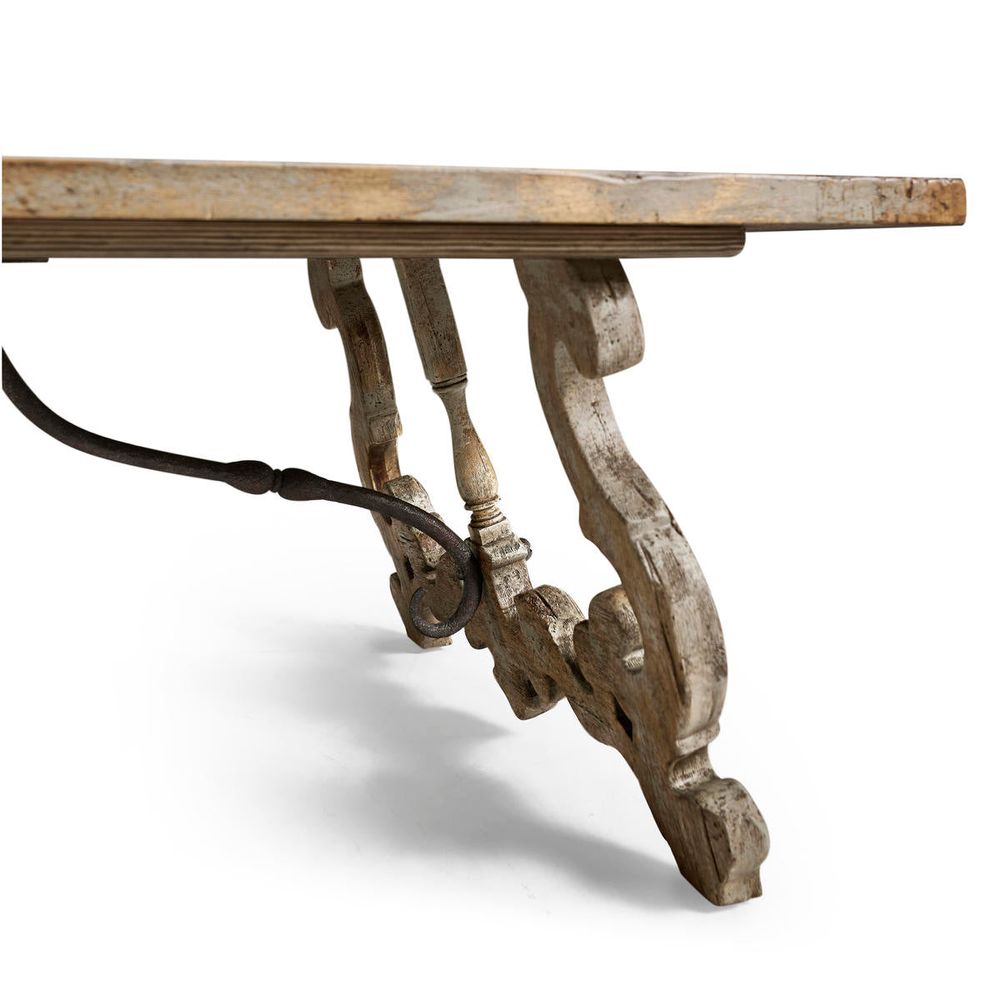 Caldera Curved-Base Cocktail Table
