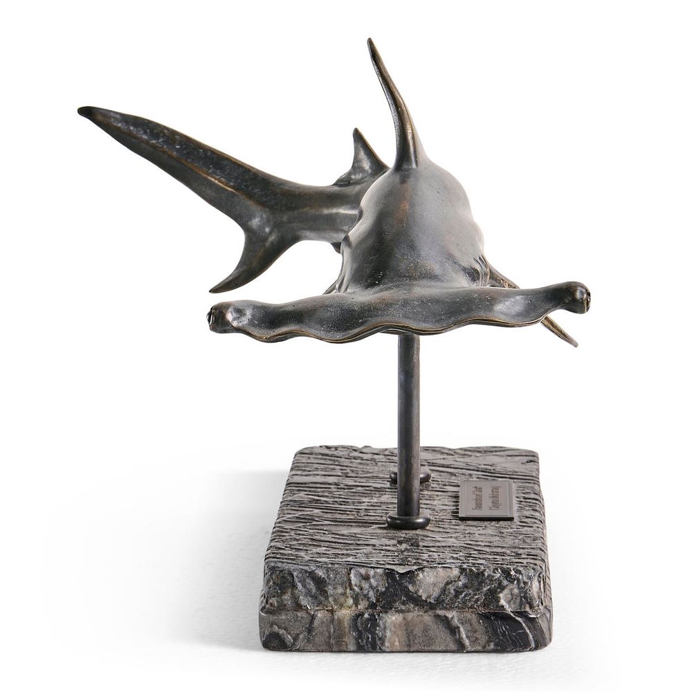 Decorative Objects Arc Hammerhead Shark Bronze Statue with Marble Base