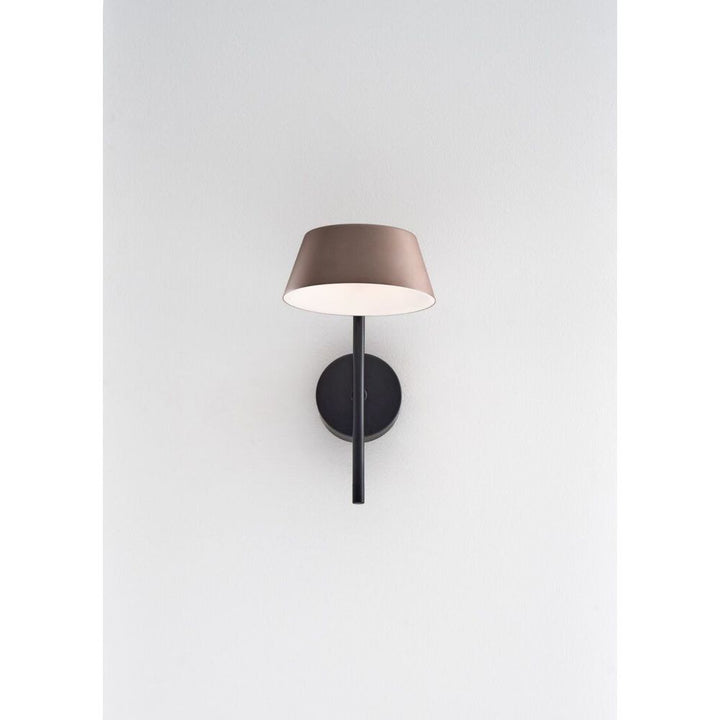 Wall Lighting OLO XL Wall Arm Single Lamp - Black / Cocoa - Metal, Aluminum, Pp