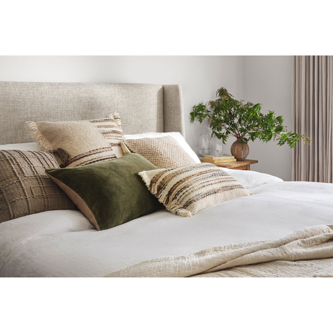 Magnolia Home by Joanna Gaines x Loloi PMH0007 Natural / Multi 13" x 21" Cover w/Down Pillow