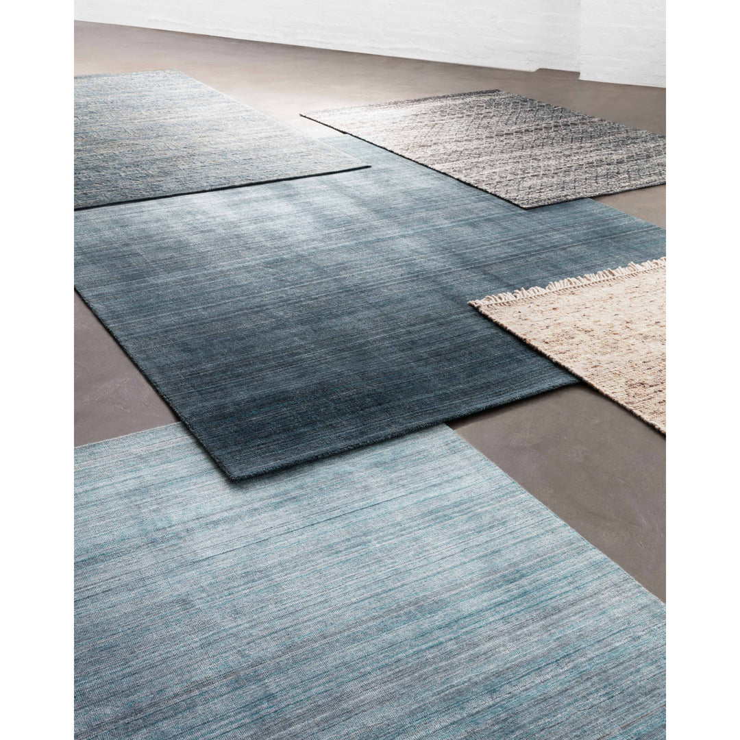 Loloi Pasadena Aqua 2'-0" x 3'-0" Accent Rug