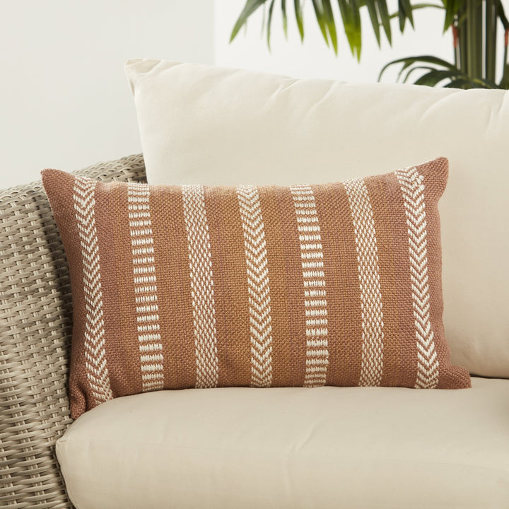 Vibe by Jaipur Living Papyrus Indoor/ Outdoor Striped Tan/ Ivory Pillow Cover (13"X21" Lumbar)