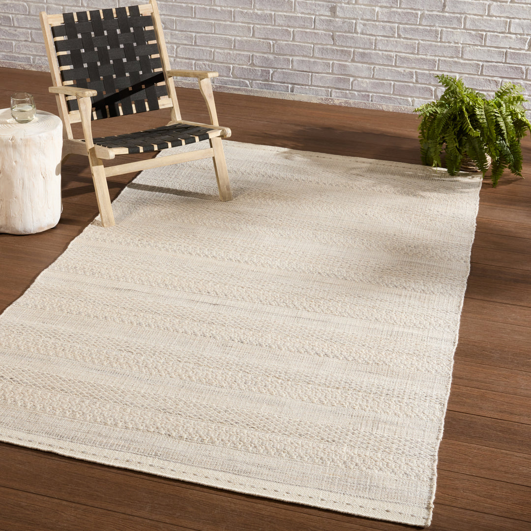 Jaipur Living Lenna Indoor/ Outdoor Tribal Cream/ Light Gray Area Rug (4'X6')