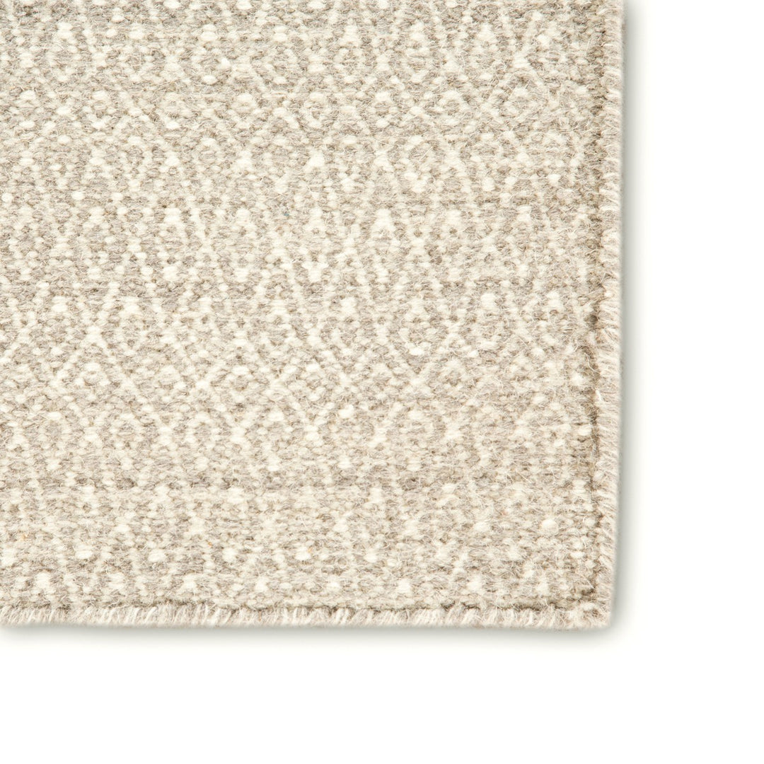 Jaipur Living Eulalia Handmade Geometric Light Gray/ Ivory Area Rug (7'10"X9'10")