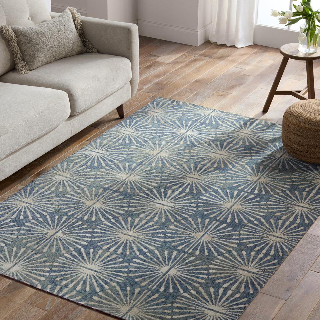 Jaipur Living Calvary Indoor/Outdoor Geometric Blue/Cream Area Rug (7'6"X9'6")