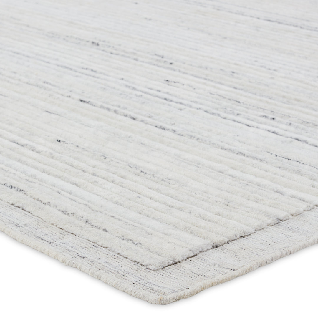 Sirvat Handwoven Indoor/Outdoor Solid Ivory/ Gray Area Rug (2'X3')