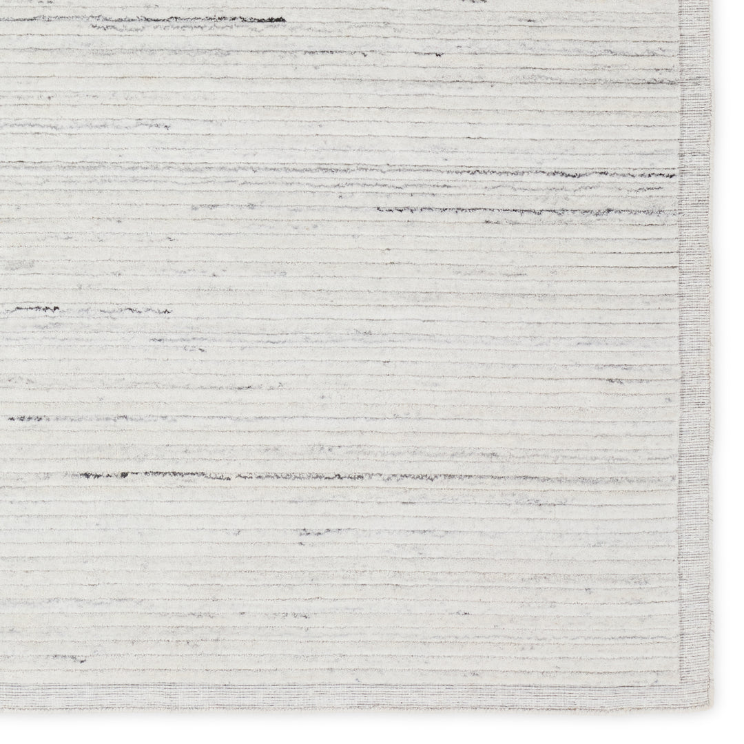 Sirvat Handwoven Indoor/Outdoor Solid Ivory/ Gray Area Rug (2'X3')