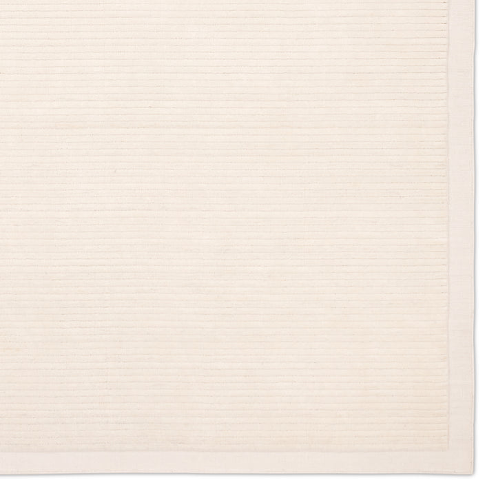 Sirvat Handwoven Indoor/Outdoor Solid Ivory Area Rug (2'X3')