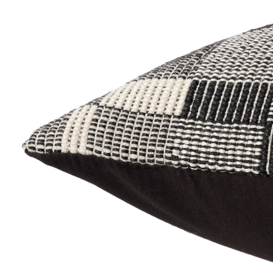 Jaipur Living Wren Striped Black/ Cream Poly Fill Pillow (24" Square)