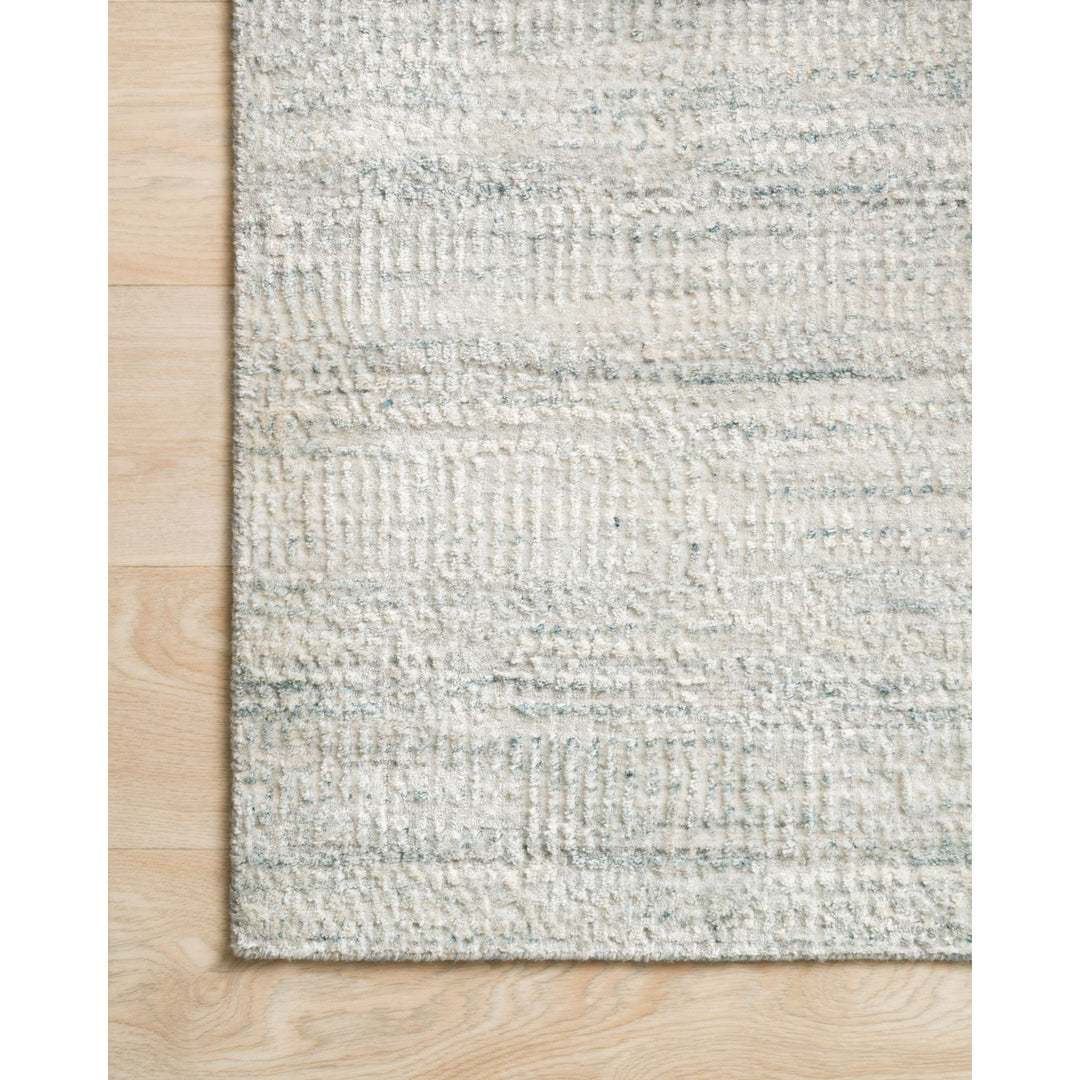 Loloi Robin Silver 5'-6" x 8'-6" Area Rug