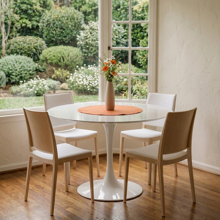 Quartz Pedestal Tulip Dining Table - Round