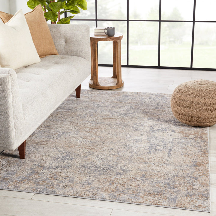 Jaipur Living Mariam Floral Beige/ Gray Area Rug (6'7"X9'6")