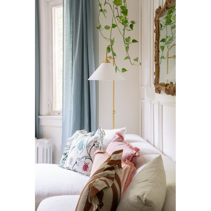 Sang 1 Light Floor Lamp